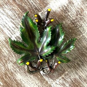 Anthropologie Vintage Leaf Pin Green Maple Enamel & Bronze Gold Brooch